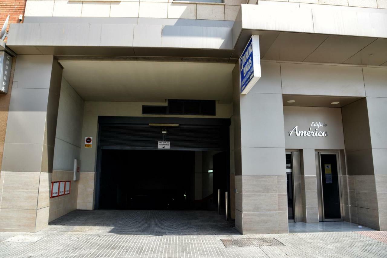 Wonderstays Apartamentos La Estacion มาลากา ภายนอก รูปภาพ